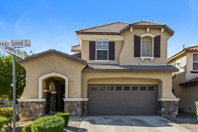 property at 6035 N Hidden Summit St