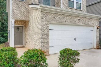 4630 Blake Lp in Atlanta, GA - Building Photo - Building Photo