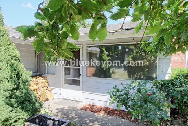 property at 3713 M St