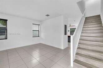 11563 SW 248th Ln in Princeton, FL - Building Photo - Building Photo