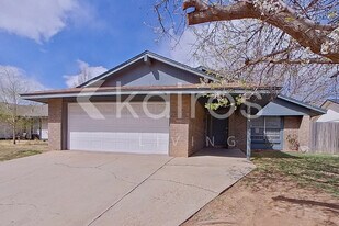 2704 Shadow Ct in Amarillo, TX - Building Photo