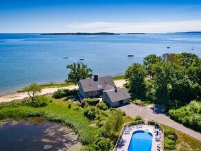 230 Marshall St in Duxbury, MA - Building Photo - Building Photo