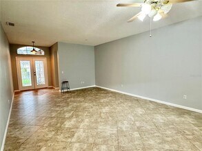 2400 Leaning Pine St in Ocoee, FL - Building Photo - Building Photo