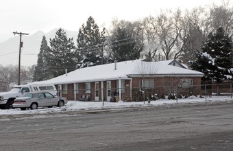 6421-6441 S 1300 E in Salt Lake City, UT - Foto de edificio - Building Photo