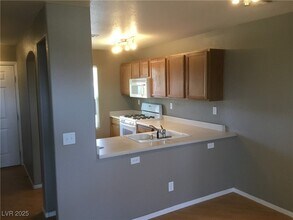 476 Lime Grass Ave in Las Vegas, NV - Building Photo - Building Photo