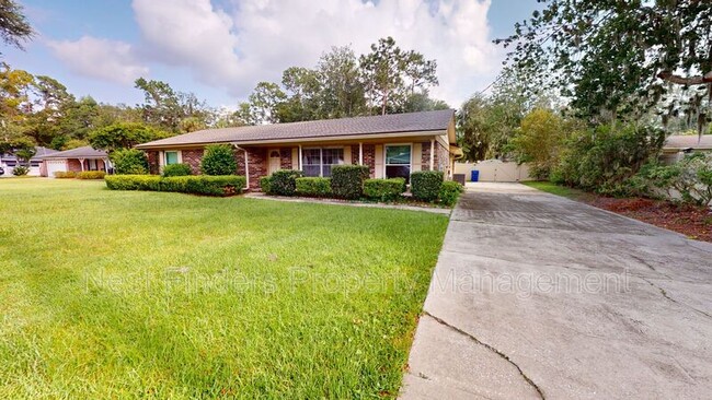 1230 Oakwood Ln in Jacksonville, FL - Building Photo - Building Photo