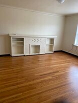 503 E 79th St, Unit 2A in Chicago, IL - Building Photo