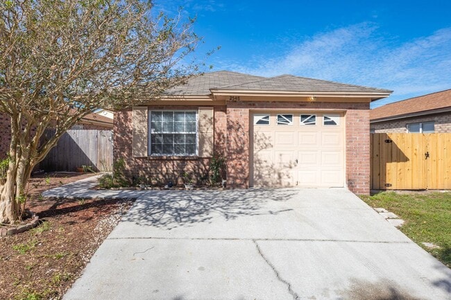 property at 2548 Americas Cup Cir E
