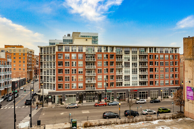 1001 W Madison St in Chicago, IL - Foto de edificio - Building Photo