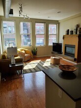 1505 Pearl St-Unit -203 in Boulder, CO - Foto de edificio - Building Photo