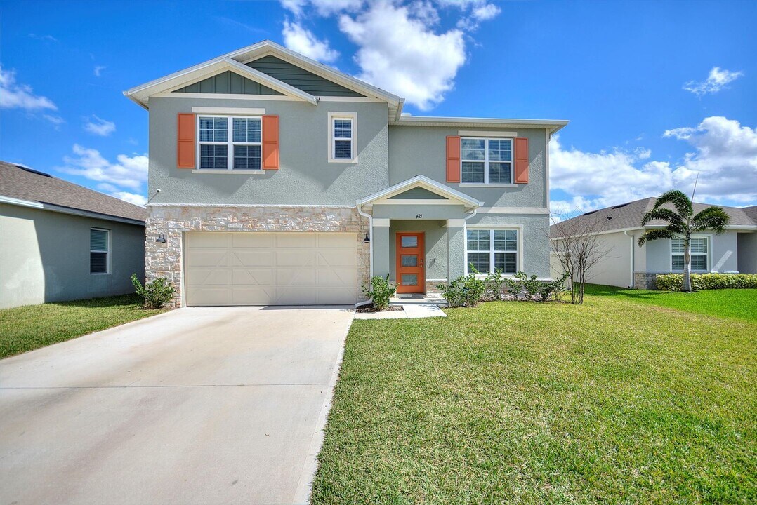 421 Chayne Pl in St. Cloud, FL - Building Photo