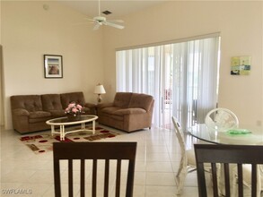 3303 Twilight Ln in Naples, FL - Building Photo - Building Photo