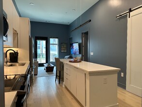 997 Scovel St in Nashville, TN - Building Photo - Building Photo