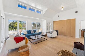 25 Lamb Ave in Quogue, NY - Building Photo - Building Photo
