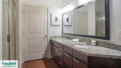 10800 Lakeline Blvd, Unit 14202 in Austin, TX - Foto de edificio - Building Photo