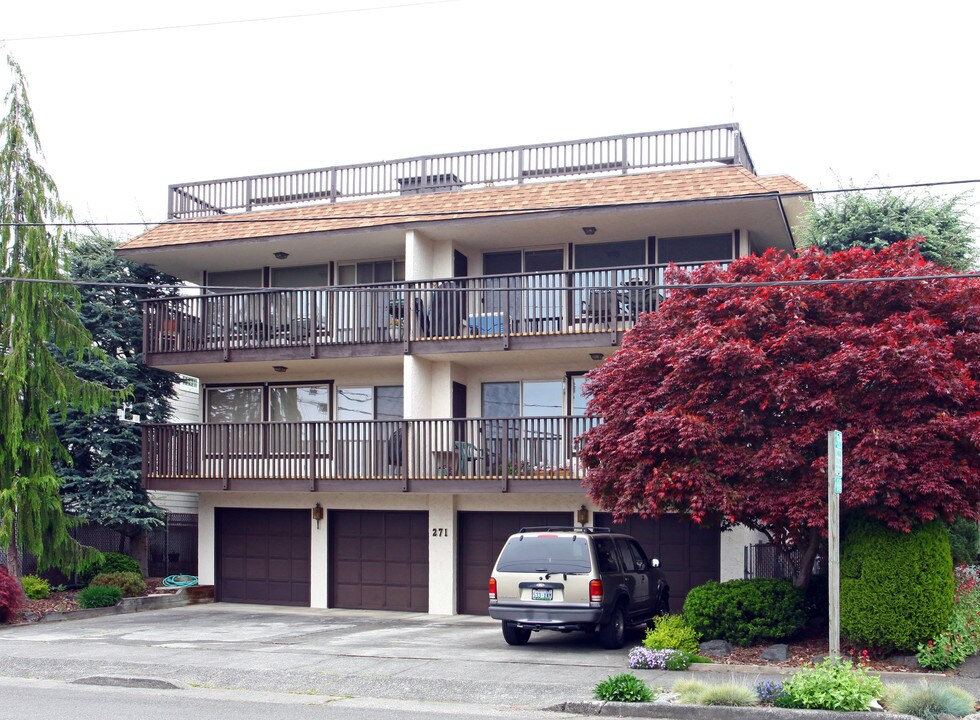 271 4th Ave S in Edmonds, WA - Building Photo