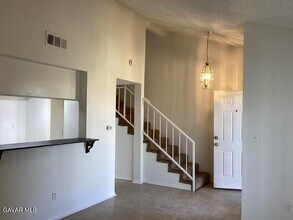 43942 18th Street E in Lancaster, CA - Building Photo - Building Photo