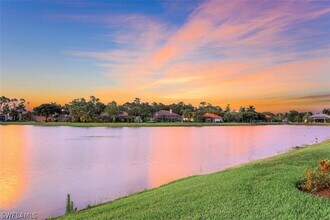 2046 Imperial Cir in Naples, FL - Building Photo - Building Photo