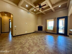 7331 Brays Landing Drive in El Paso, TX - Building Photo - Building Photo