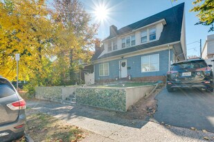 318 Meeker Ave in Newark, NJ - Building Photo