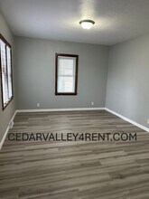 1821 Forest Ave in Waterloo, IA - Building Photo - Building Photo