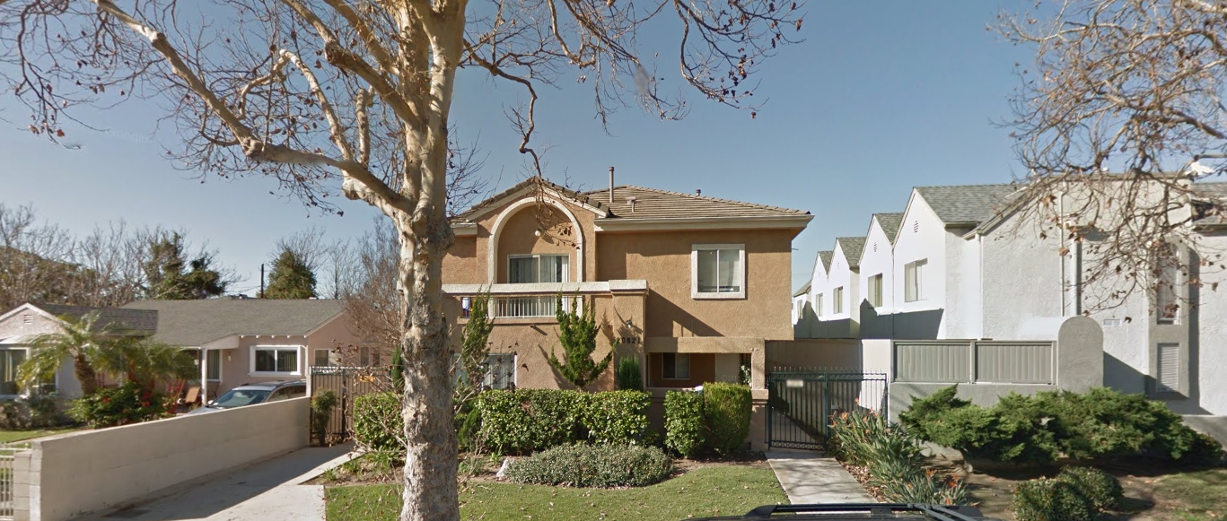 20821 Seine Ave in Lakewood, CA - Building Photo