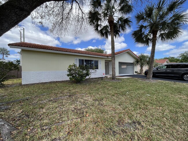 103 Winged Foot Ln in Boca Raton, FL - Building Photo - Building Photo