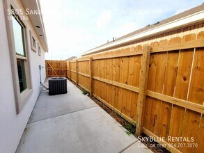 5805 Sandpiper Ave in McAllen, TX - Building Photo - Building Photo