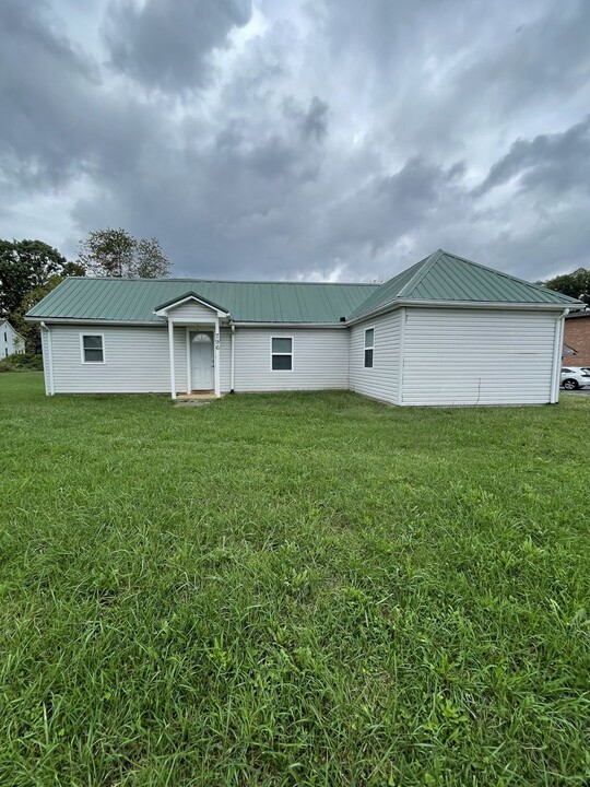 796 Triangle St in Blacksburg, VA - Foto de edificio