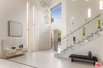 12443 W Sunset Blvd in Los Angeles, CA - Building Photo - Building Photo