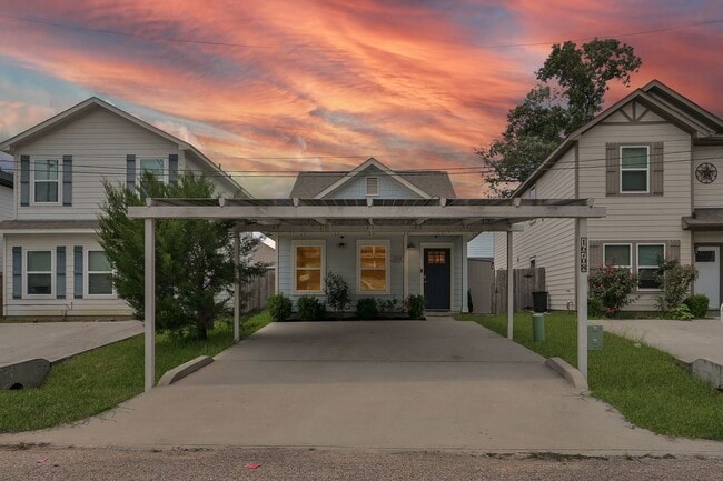 16708 Stonefield St in Montgomery, TX - Building Photo - Building Photo