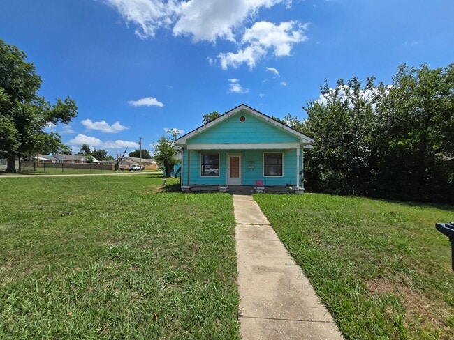 1629 N Louisa Ave in Shawnee, OK - Building Photo - Building Photo
