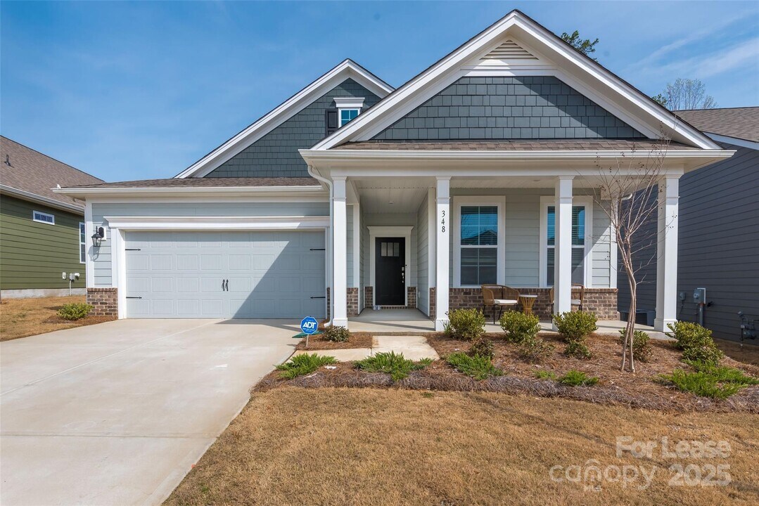 348 Secretariat Dr in Iron Station, NC - Building Photo