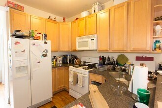 1720 W North Ave, Unit J08P in Chicago, IL - Building Photo - Building Photo
