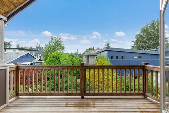 1916 E Spruce St, Unit SI ID1036059P in Seattle, WA - Building Photo - Building Photo