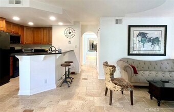 26592 Las Palmas, Unit 4 in Laguna Hills, CA - Building Photo - Building Photo