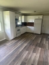 1110 Will Baker Rd in Kinston, NC - Building Photo - Building Photo
