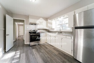 522 Beaverbrook Dr in Jackson, MS - Building Photo - Building Photo