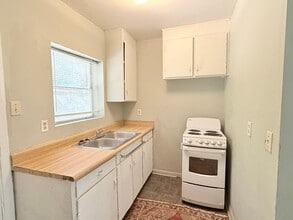 535 Amber St in Pensacola, FL - Building Photo - Building Photo