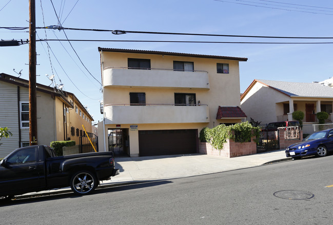 913 Centennial St in Los Angeles, CA - Building Photo - Building Photo