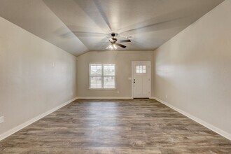 718 Ivy Ln in Noble, OK - Building Photo - Building Photo