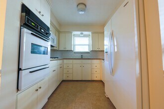 1324 Cortlandt St in Houston, TX - Building Photo - Building Photo