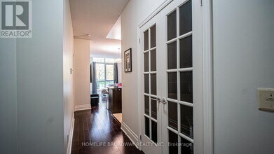 1 Upper Duke Crescent in Markham, ON - Building Photo - Building Photo