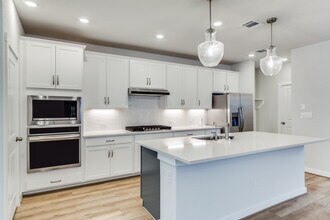 2618 Suncadia Ln in San Antonio, TX - Building Photo - Building Photo