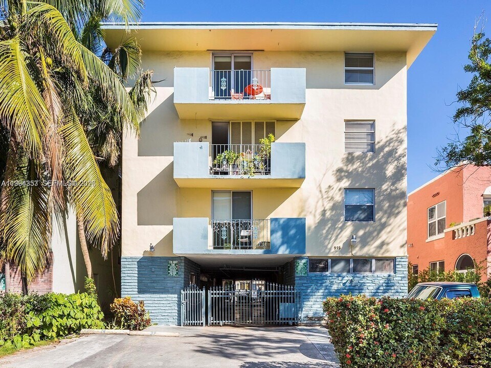 915 Jefferson Ave in Miami Beach, FL - Foto de edificio
