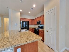 9132 Spumante Ave in Las Vegas, NV - Building Photo - Building Photo