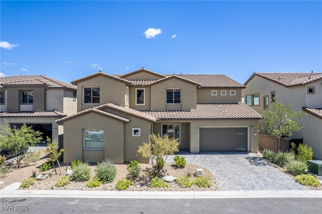 212 Carmel Sky St in Las Vegas, NV - Building Photo