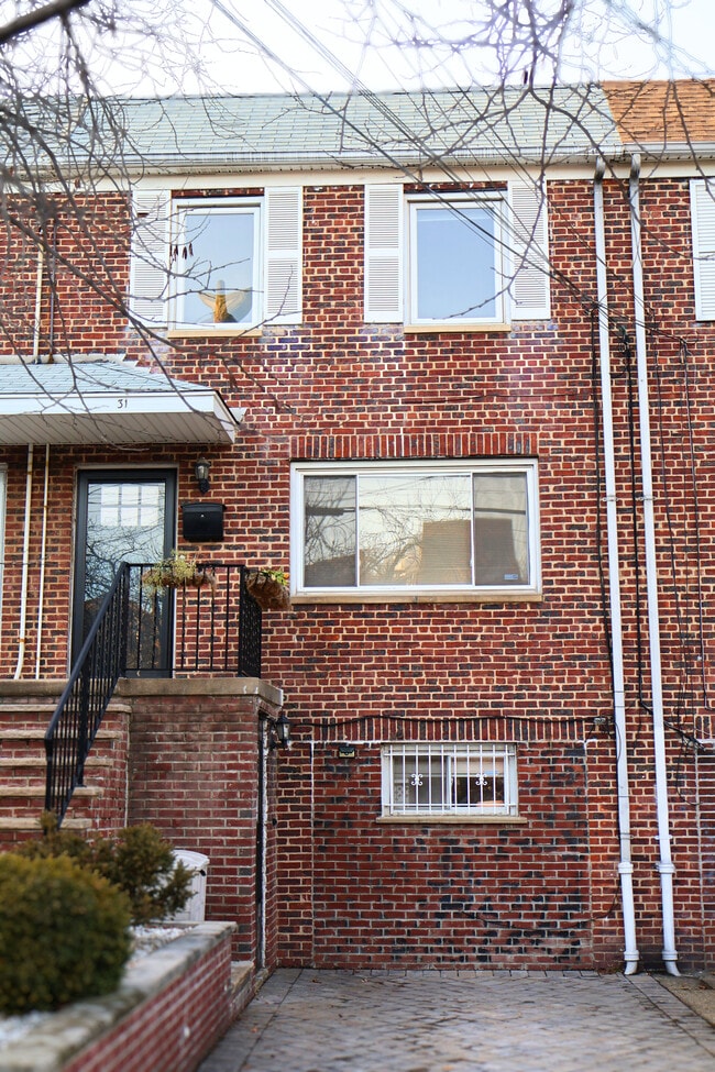 property at 31 Towers St