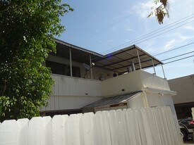 6716 Whitsett Ave in North Hollywood, CA - Building Photo