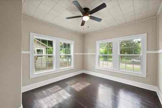 1505 Woodlawn Ave in Corsicana, TX - Building Photo - Building Photo